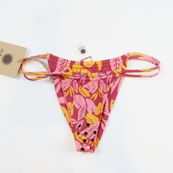 Aloe Aloe Tanga Bottom, Lychee Print - Size Small - NWT - Picture 4 of 4